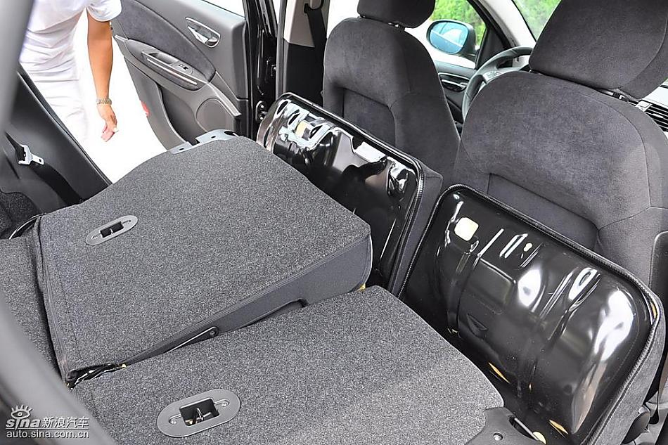 菲亚特Bravo博悦AMT试车实拍图 内饰