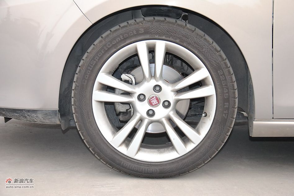 2011款博悦1.4T120马力自动至尊型