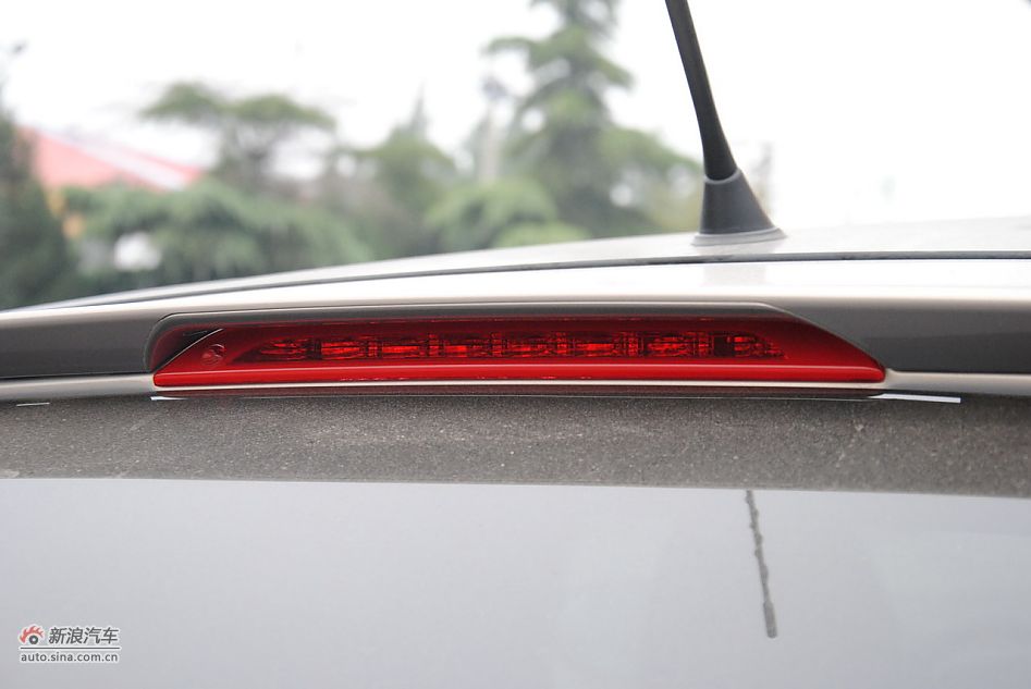 2011款博悦1.4T120马力自动至尊型