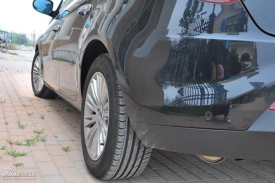 菲亚特Bravo博悦AMT试车实拍图 外观