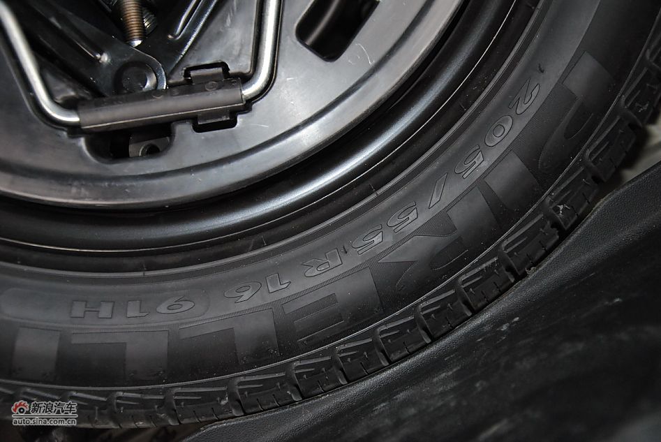 2011款博悦1.4T120马力自动至尊型