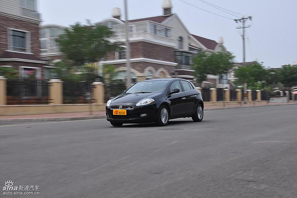 菲亚特Bravo博悦AMT试车实拍图 动态
