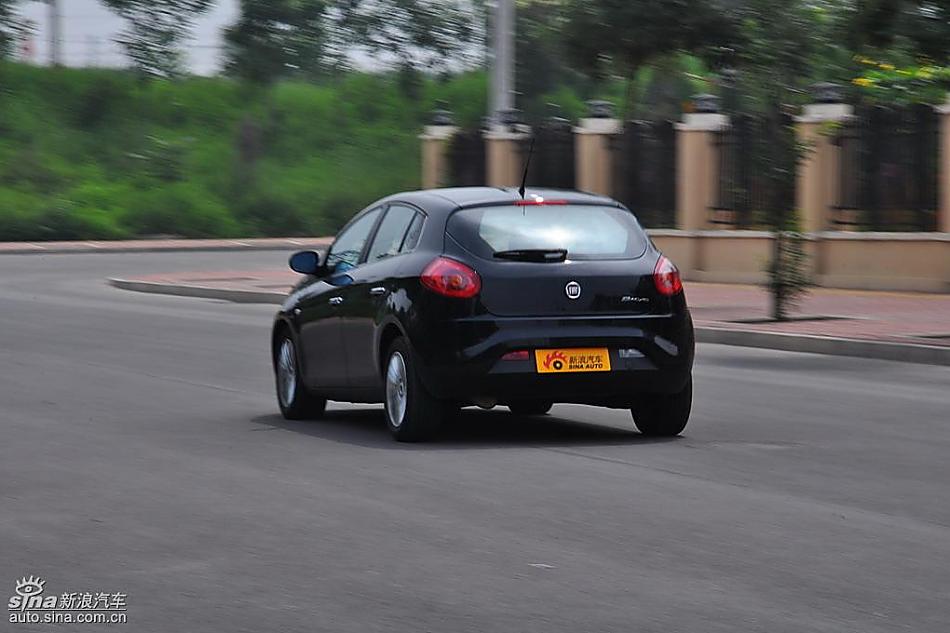 菲亚特Bravo博悦AMT试车实拍图 动态