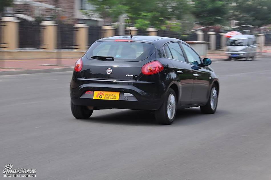 菲亚特Bravo博悦AMT试车实拍图 动态