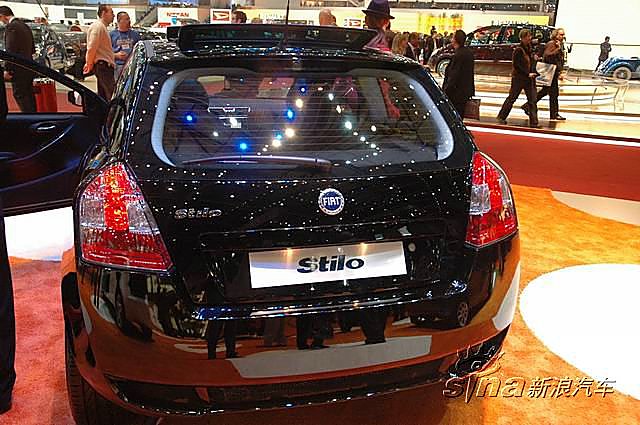 菲亚特Stilo尾部