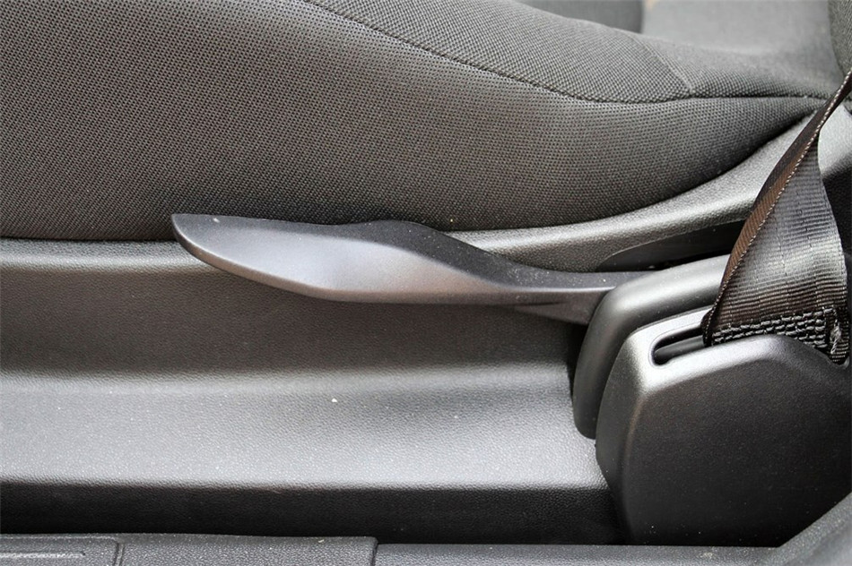 博悦 2011款 1.4T AT 舒适版 空间