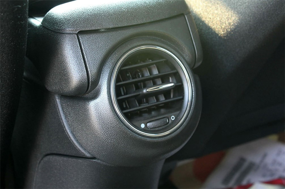 博悦 2011款 1.4T AT 舒适版 内饰