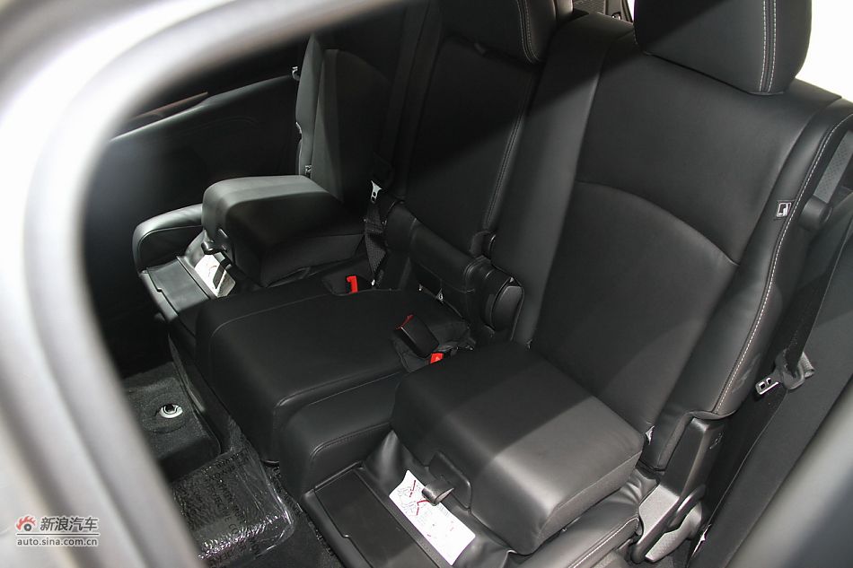 菲亚特FREEMONT菲跃