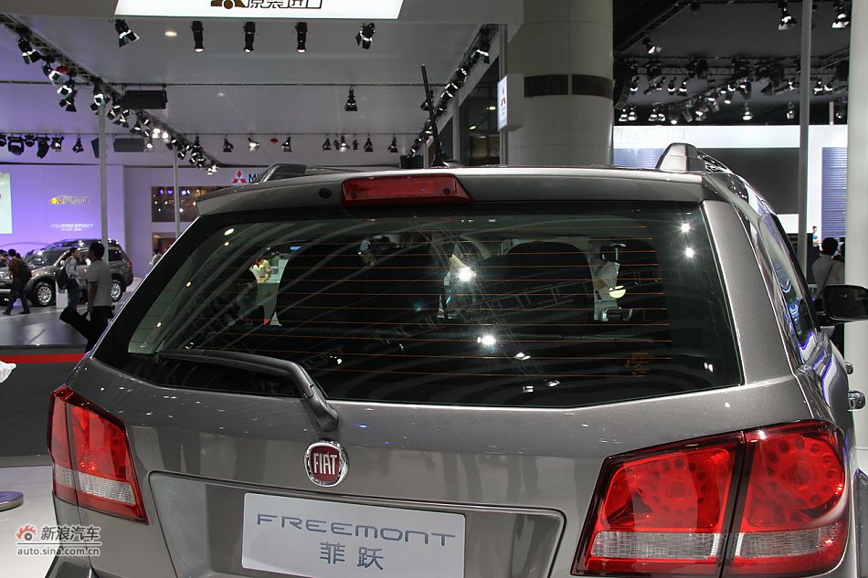 菲亚特FREEMONT菲跃