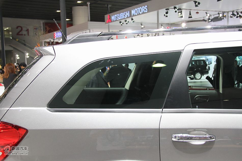 菲亚特FREEMONT菲跃