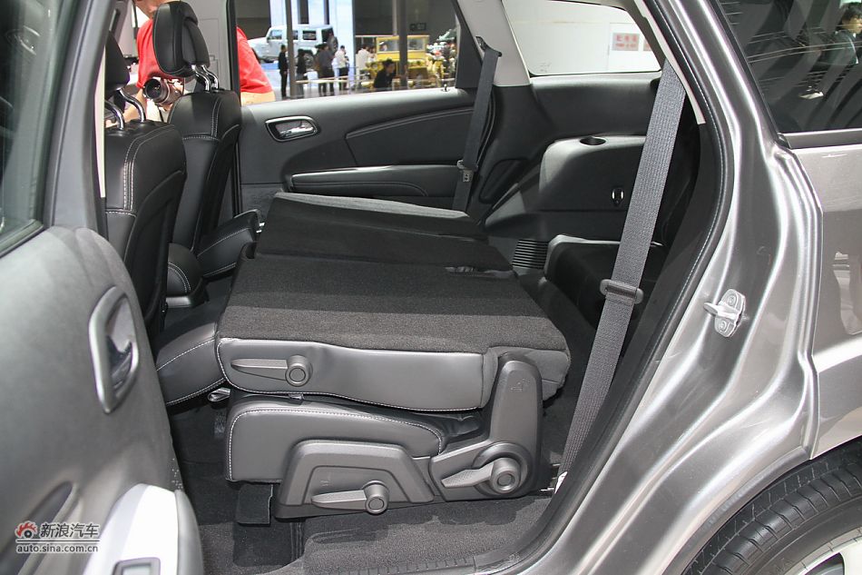 菲亚特FREEMONT菲跃