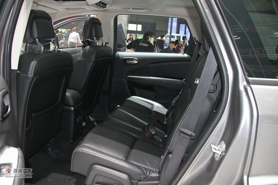 菲亚特FREEMONT菲跃