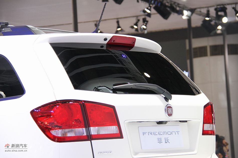 菲亚特FREEMONT菲跃