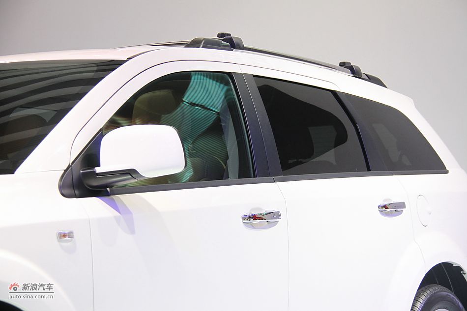 菲亚特FREEMONT菲跃