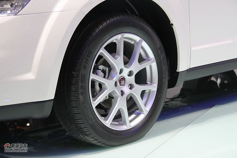 菲亚特FREEMONT菲跃