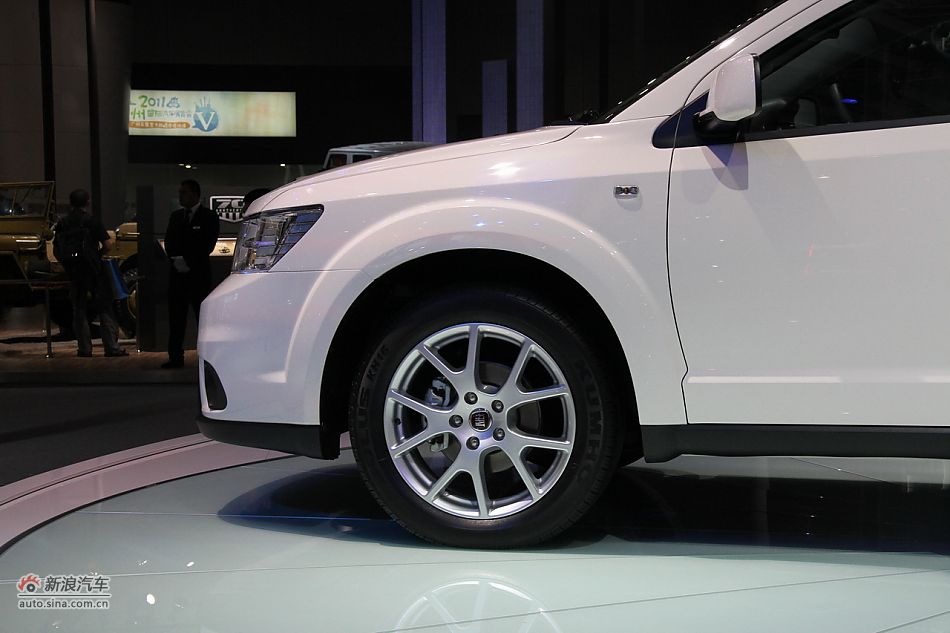 菲亚特FREEMONT菲跃