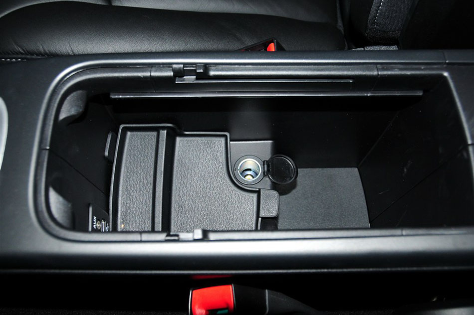 2013款 2.4L 豪华导航 空间