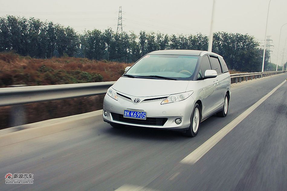 普瑞维亚2.4AT七座豪华版动态