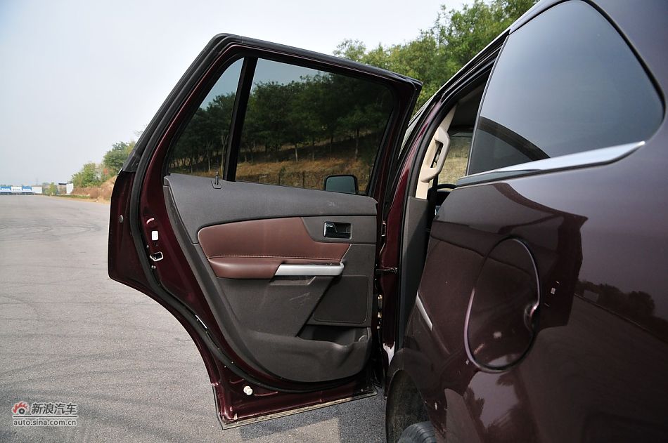 2011款福特锐界3.5L尊锐型