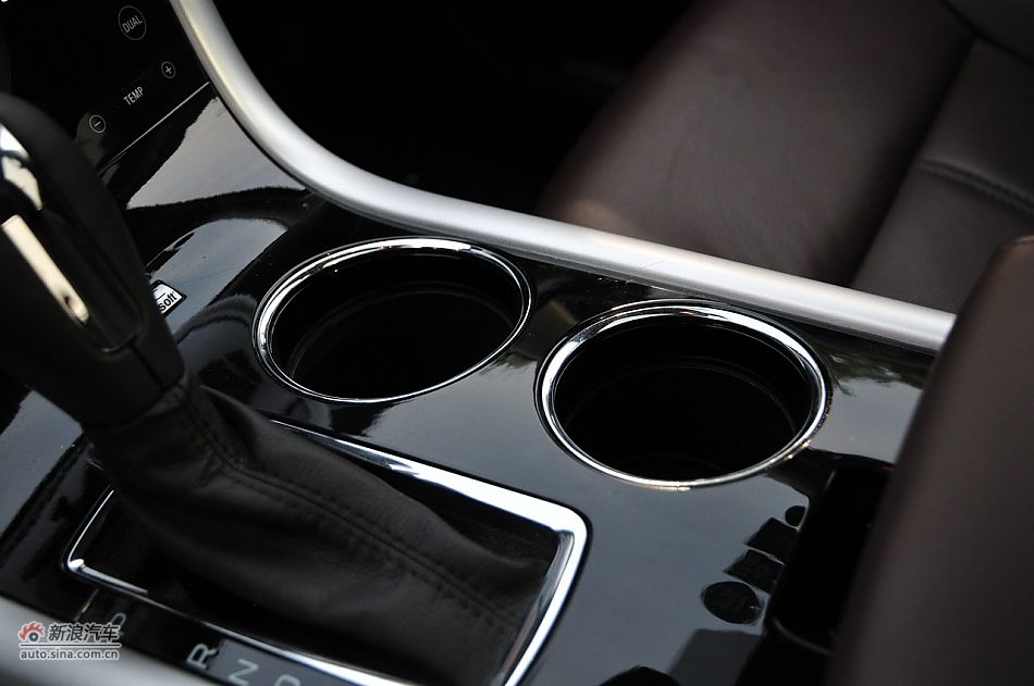 2011款福特锐界3.5L尊锐型