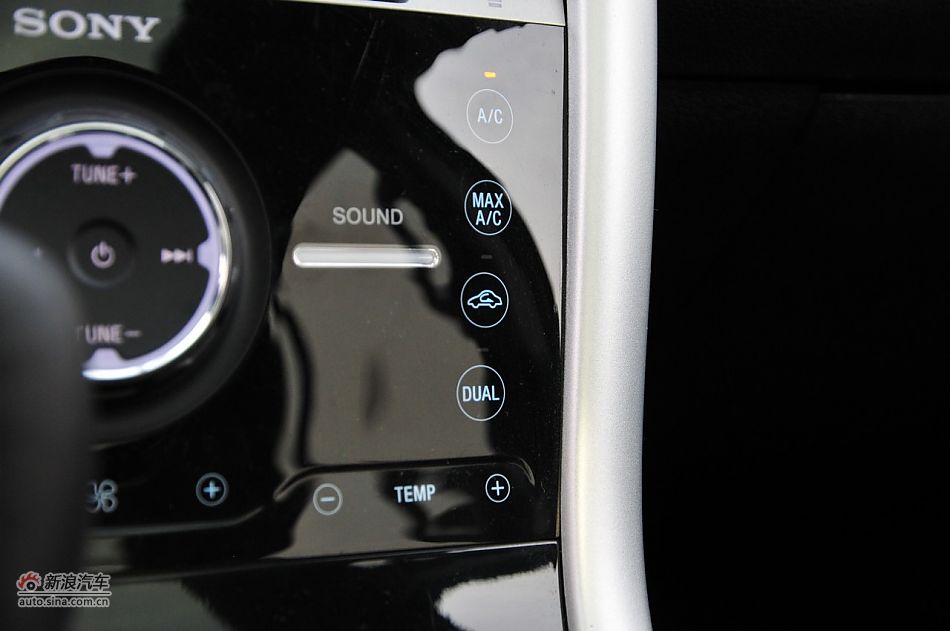 2011款福特锐界3.5L尊锐型