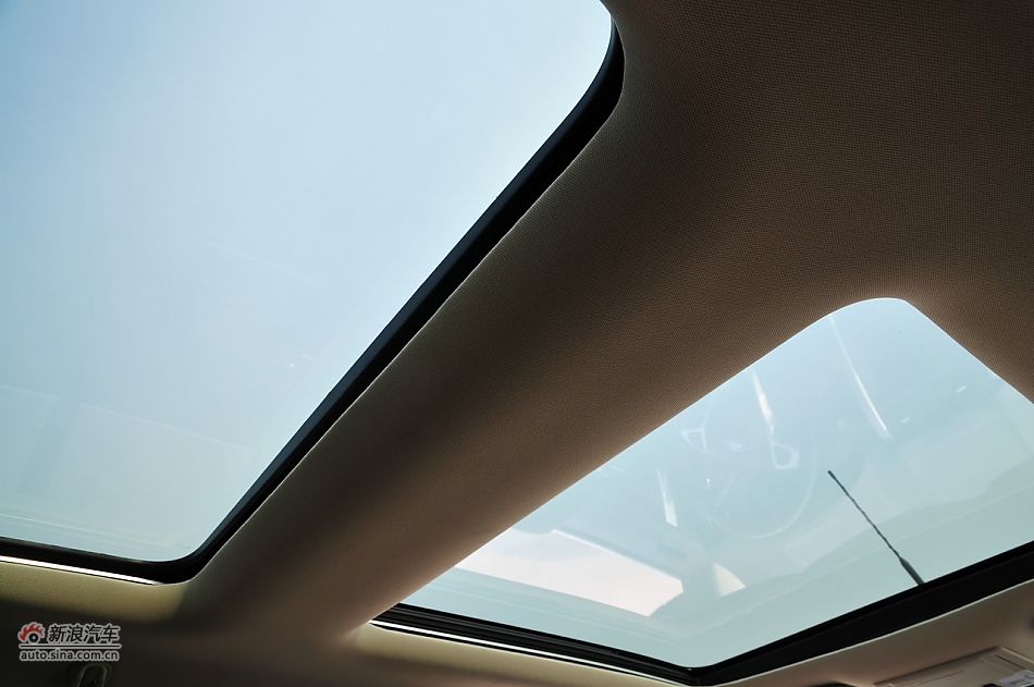 2011款福特锐界3.5L尊锐型