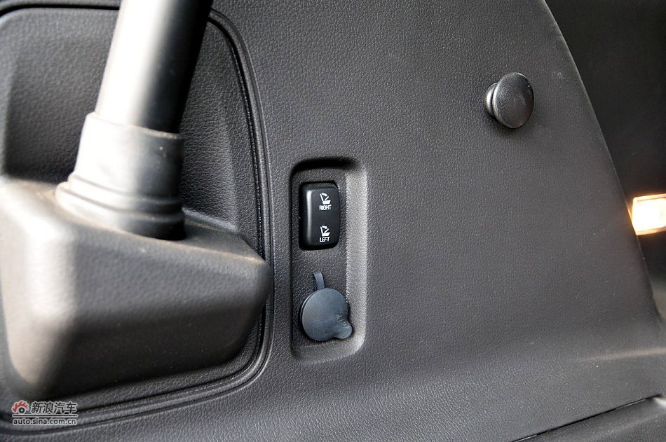 2011款福特锐界3.5L尊锐型