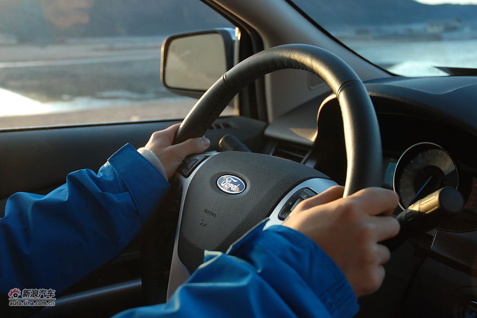 2011款福特锐界Edge尊锐型实拍