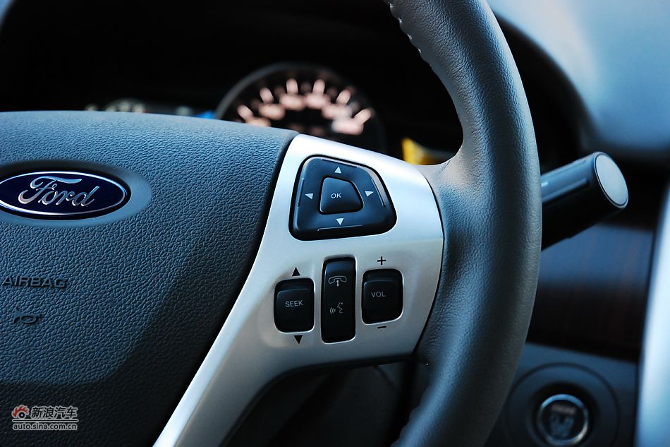 2011款福特锐界Edge尊锐型实拍