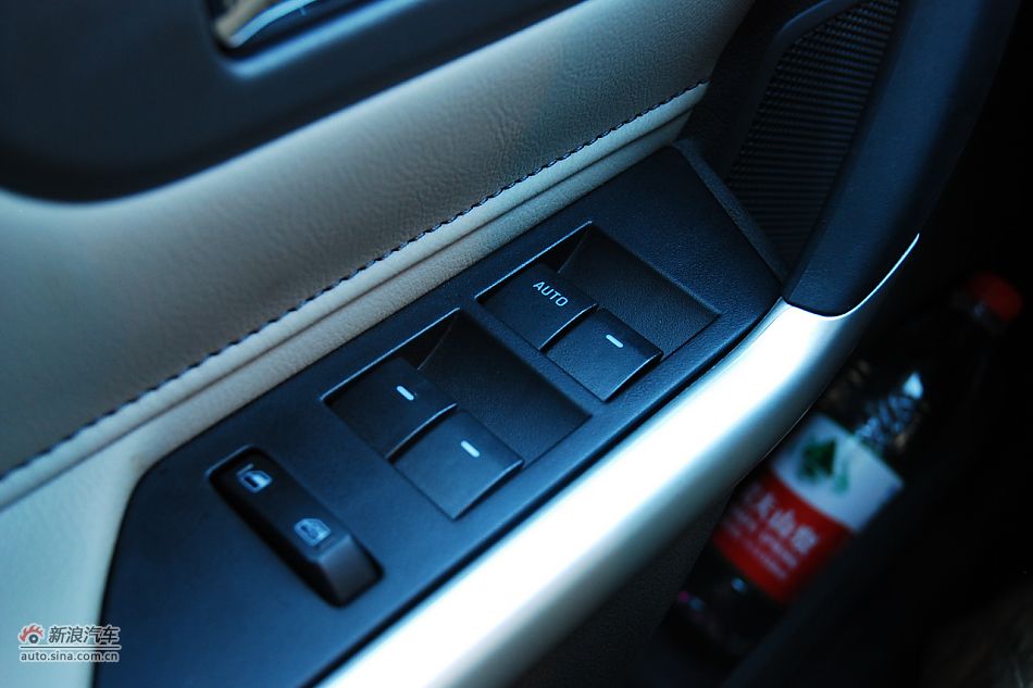 2011款福特锐界Edge尊锐型实拍