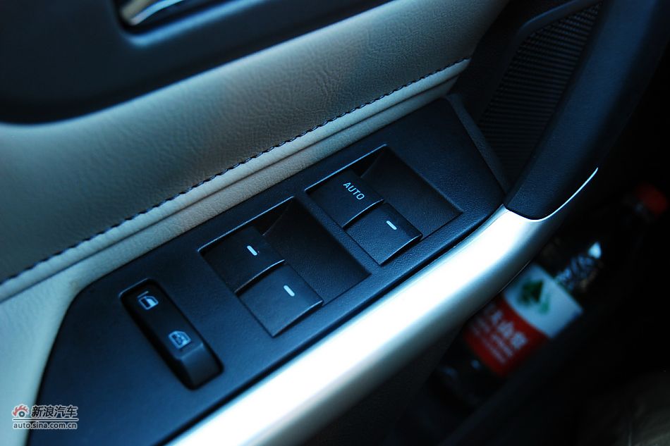 2011款福特锐界Edge尊锐型实拍