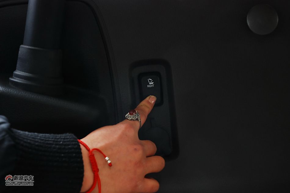 2011款福特锐界Edge尊锐型实拍