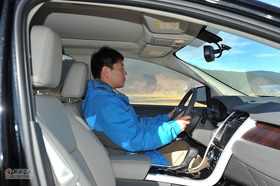 2011款福特锐界Edge尊锐型实拍