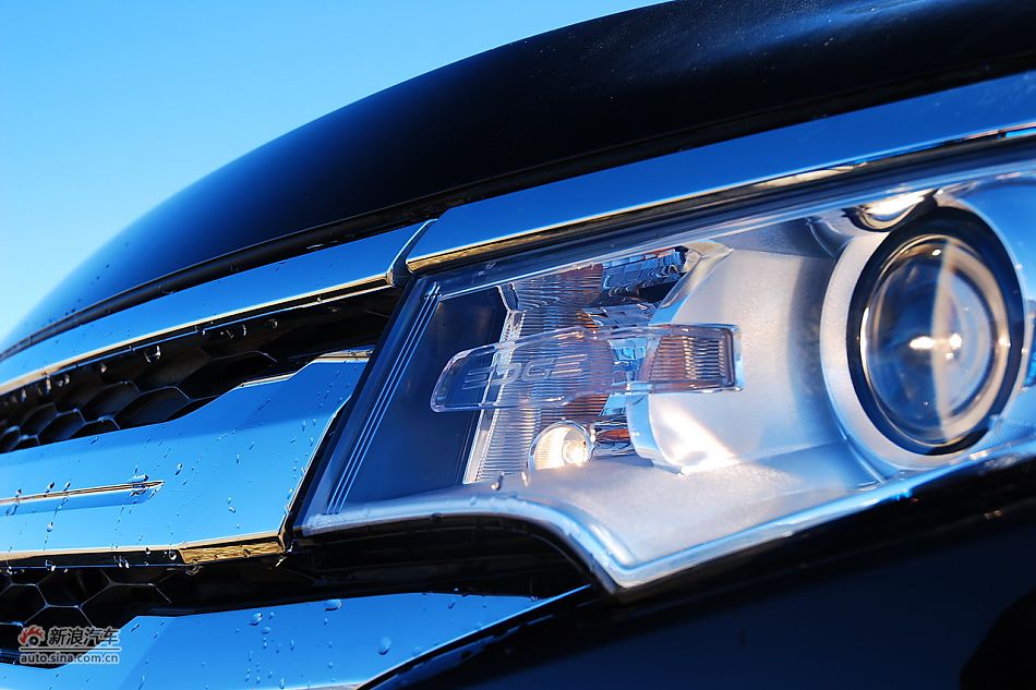 2011款福特锐界Edge尊锐型实拍