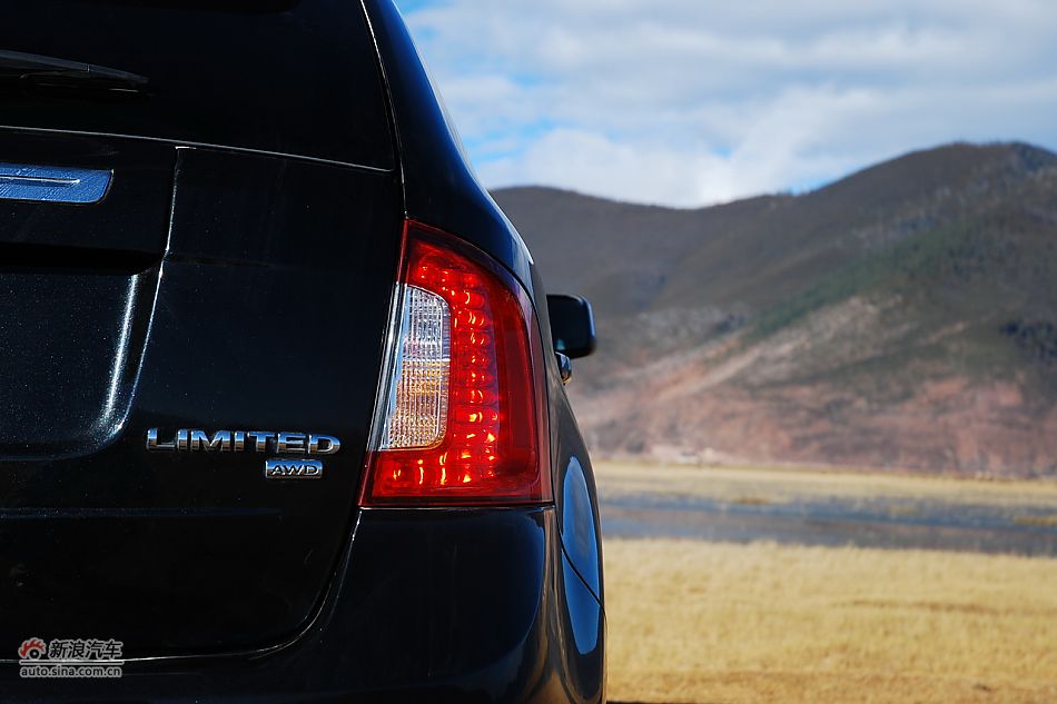 2011款福特锐界Edge尊锐型实拍