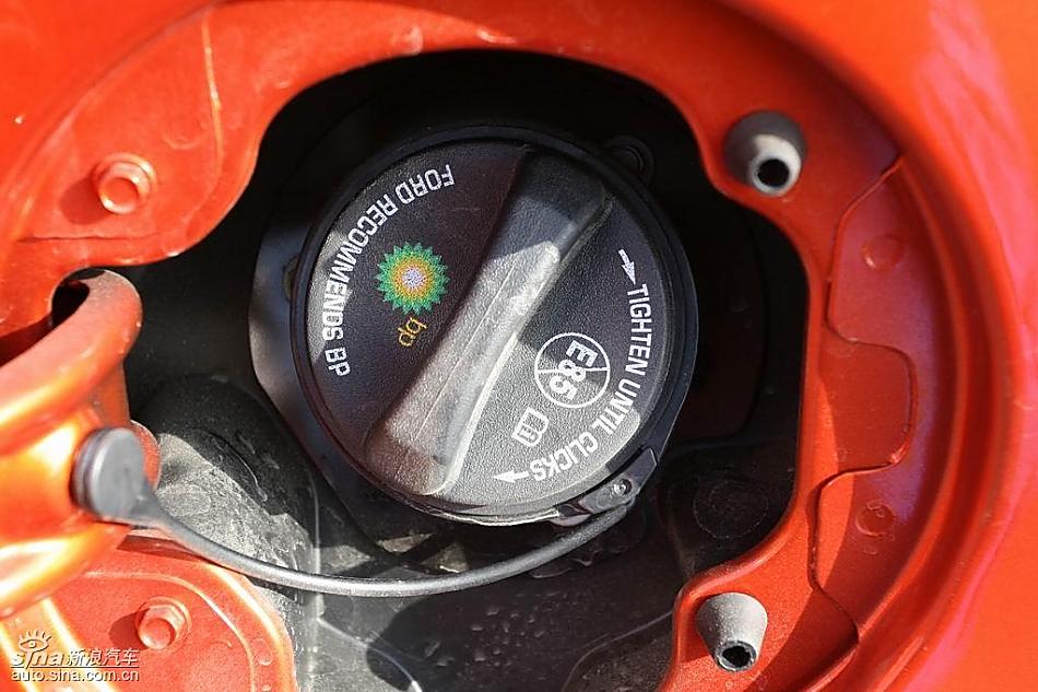 09款福特爱虎实拍