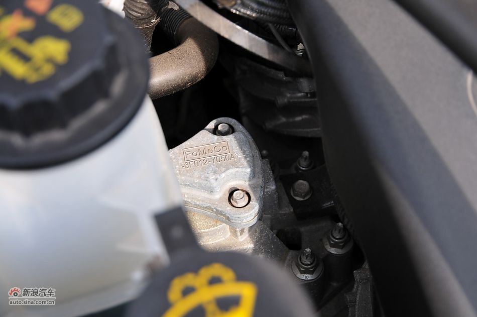 2011款福特锐界3.5L尊锐型