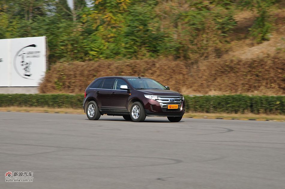 2011款福特锐界3.5L尊锐型
