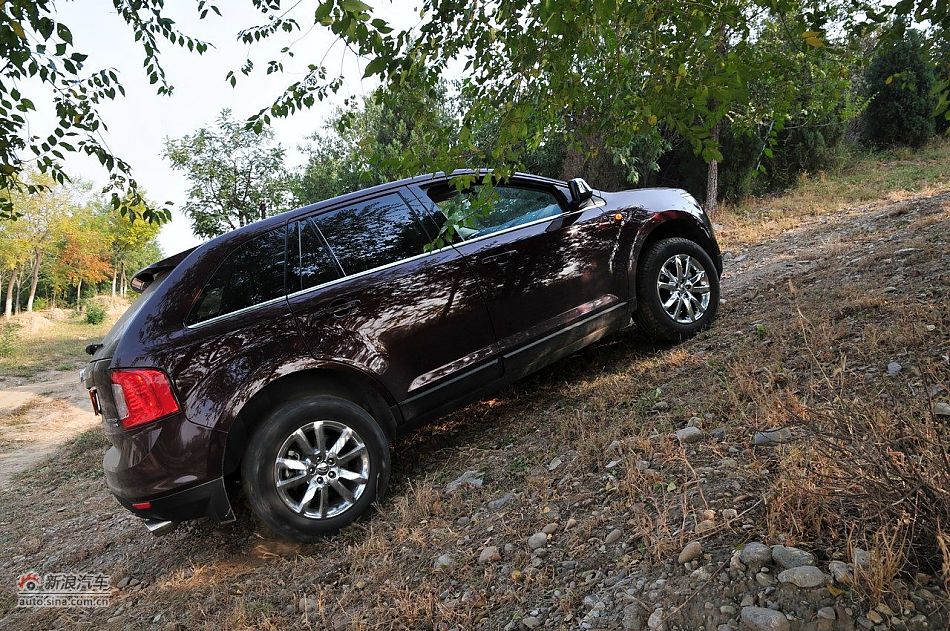 2011款福特锐界3.5L尊锐型