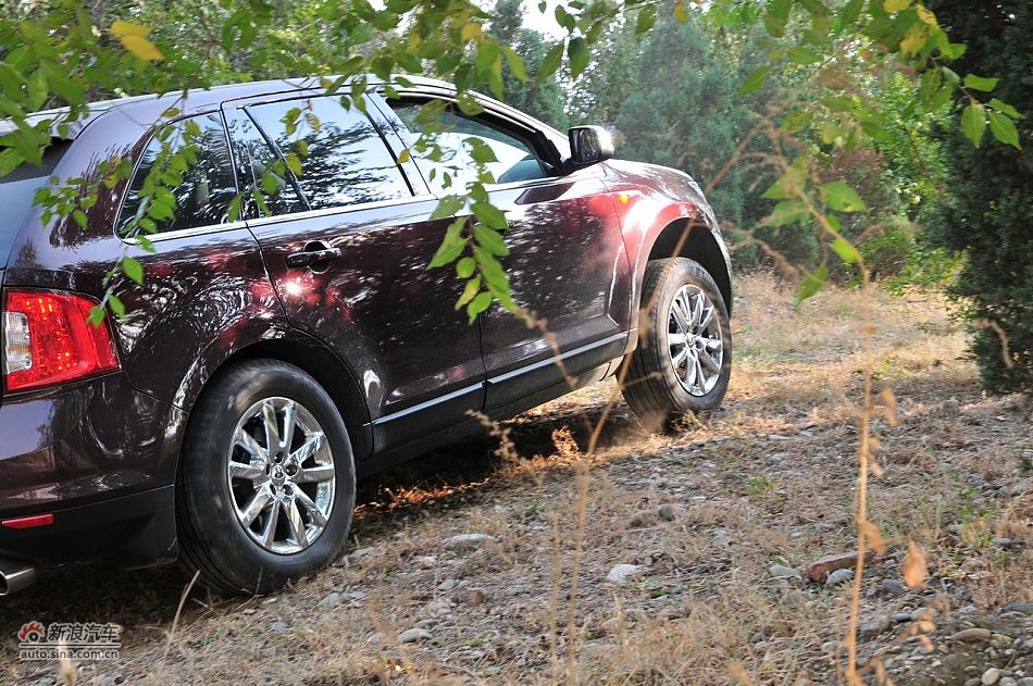 2011款福特锐界3.5L尊锐型