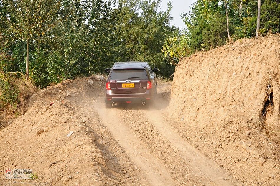 2011款福特锐界3.5L尊锐型