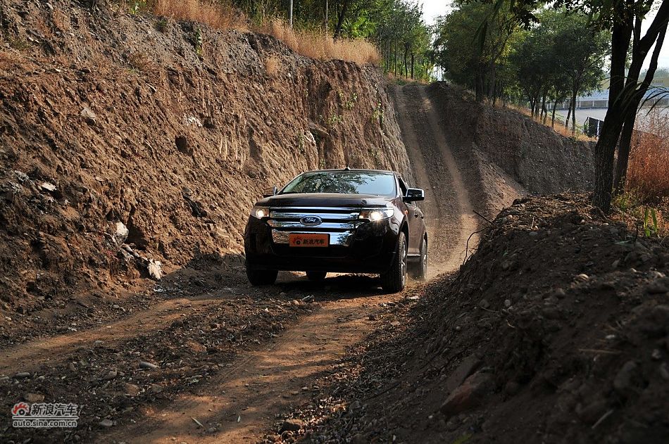 2011款福特锐界3.5L尊锐型