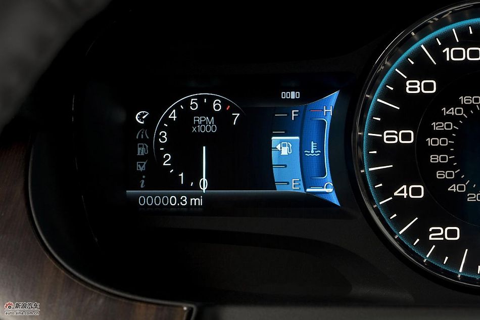 2011款福特Edge锐界内饰