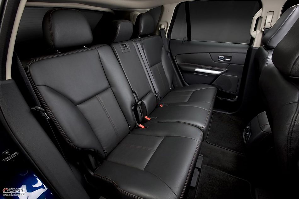 2011款福特Edge锐界内饰