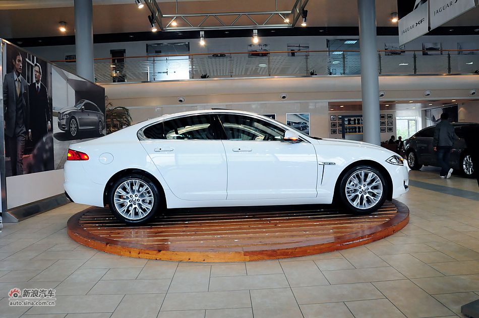 2012款捷豹XF实拍