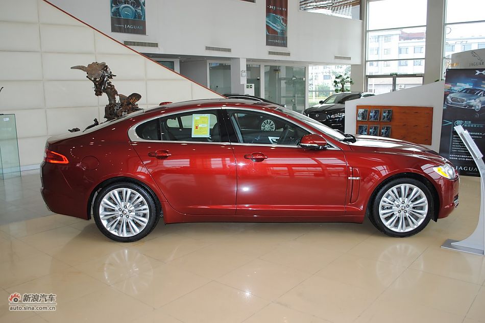 车辆外观及细节