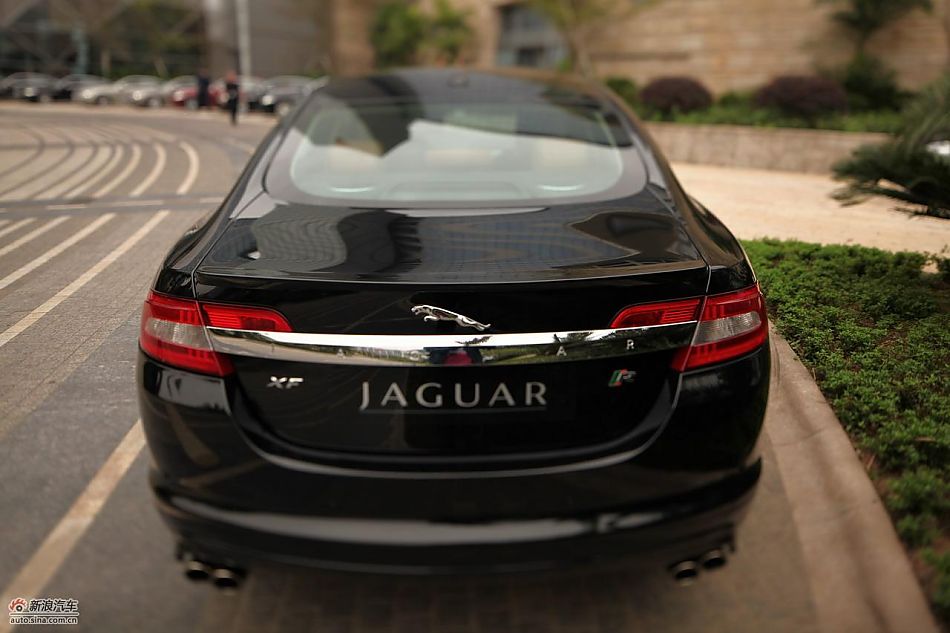 全新捷豹XF试驾高清图