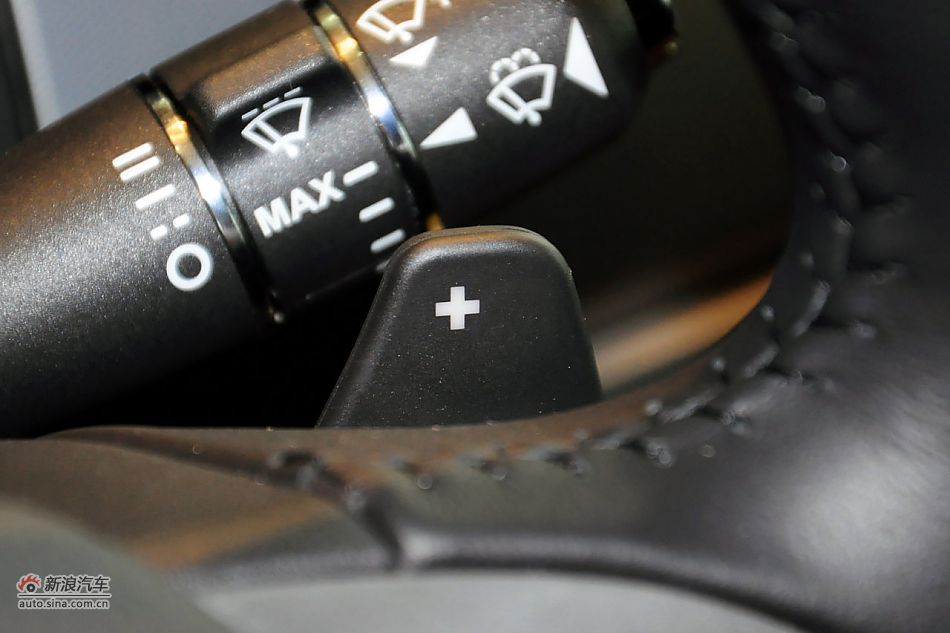 2012款捷豹XF实拍