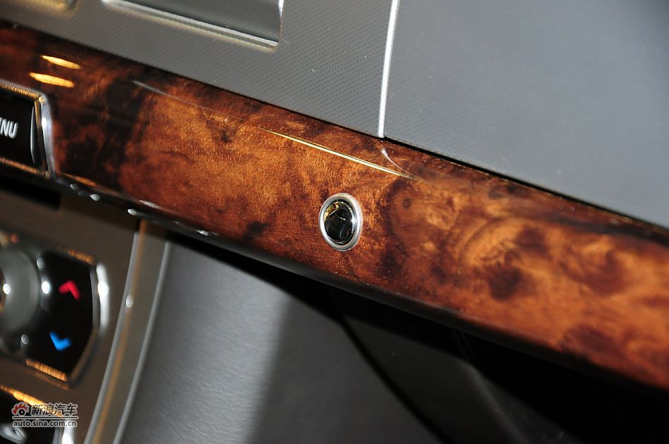 2012款捷豹XF实拍