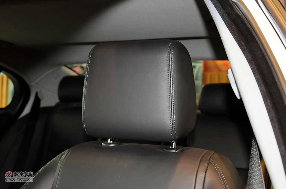 2012款捷豹XF实拍